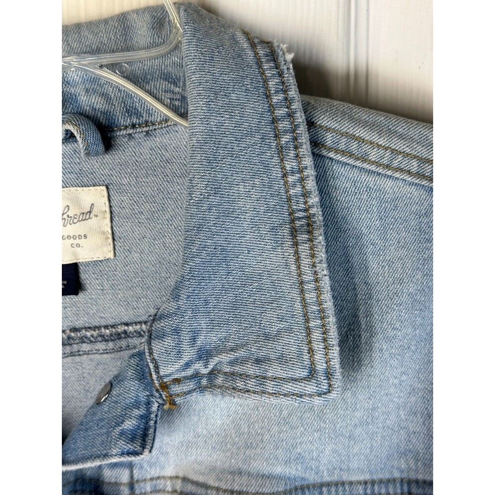 Universal Thread Jean Jacket Wm's Size M Light Wa… - image 8